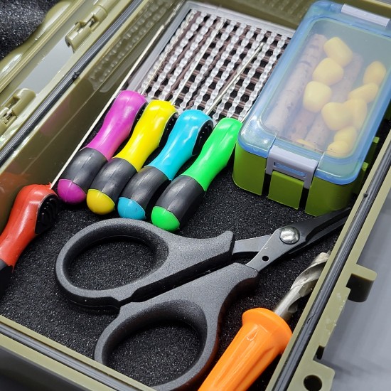 TCR - Rig Baiting Kit (includes Bait-Up Box & a wide range of tools and accessories) TCR - Rig Baiting Kit (includes Bait-Up Box & a wide range of tools and accessories)