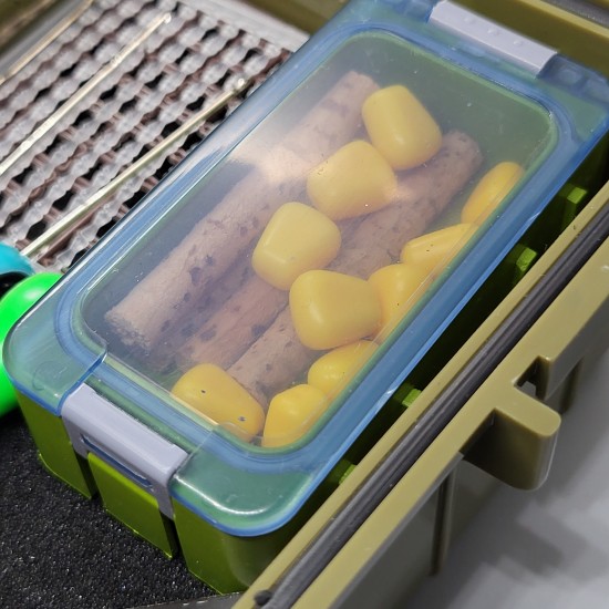 TCR - Rig Baiting Kit (includes Bait-Up Box & a wide range of tools and accessories) TCR - Rig Baiting Kit (includes Bait-Up Box & a wide range of tools and accessories)